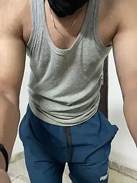 RaghavSingh05 online show from July 16, 8:26 pm