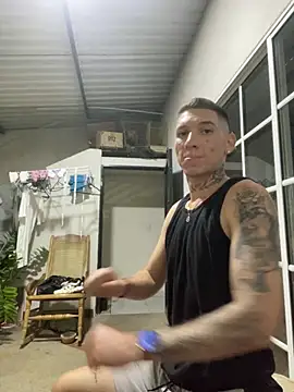 Snapshot of liam_carter2 chatting on July 15, 2:17 am liam carter2 online show from July 15, 2:17 am