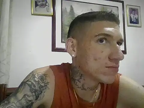 Snapshot of liam_carter2 chatting on July 17, 1:34 am liam carter2 online show from July 17, 1:34 am