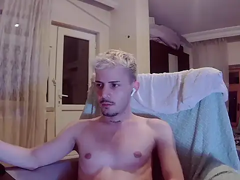 austindamon online show from July 18, 1:43 am