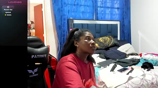 LupeAdams online show from February 4, 2:56 pm