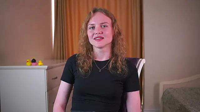 JacquelineCorf online show from July 17, 4:52 am