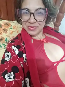 magrinhagostosa online show from July 12, 9:44 am