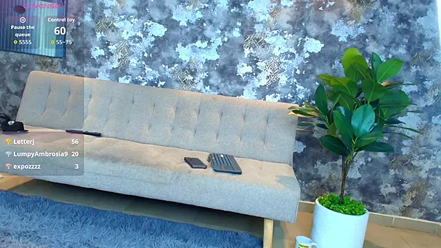 Snapshot of Alexandra_Braom chatting on July 20, 10:39 am Alexandra Braom online show from July 20, 10:39 am