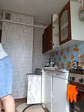 JeanneLoryzia online show from July 13, 8:50 am