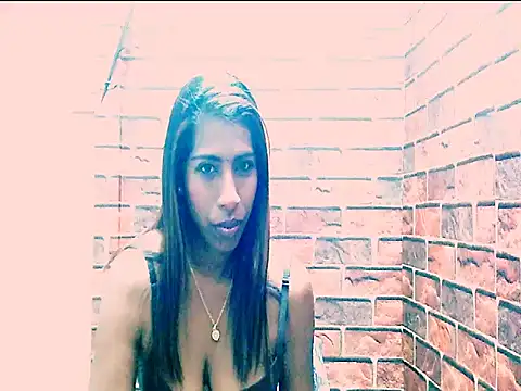 Snapshot of Indian_dream_girl chatting on July 14, 4:34 pm Indian dream girl online show from July 14, 4:34 pm