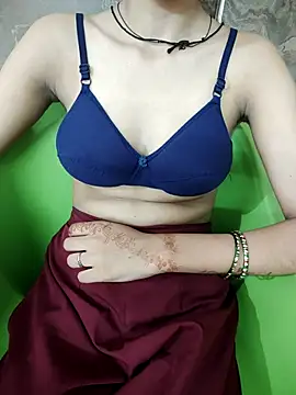 Snapshot of CHHAHT_3 chatting on July 13, 5:54 am CHHAHT 3 online show from July 13, 5:54 am