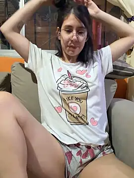 Snapshot of Zzwei7 chatting on February 14, 10:17 pm Zzwei7 online show from February 14, 10:17 pm