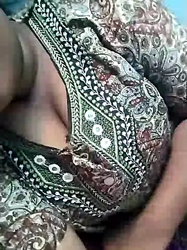 Snapshot of kannadabeauty chatting on July 14, 5:12 am kannadabeauty online show from July 14, 5:12 am