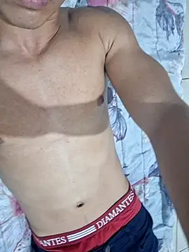 alecluan online show from July 14, 1:19 am
