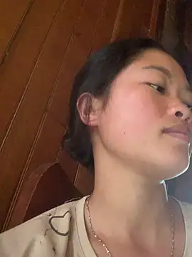 LilyLily68 online show from August 4, 6:38 am
