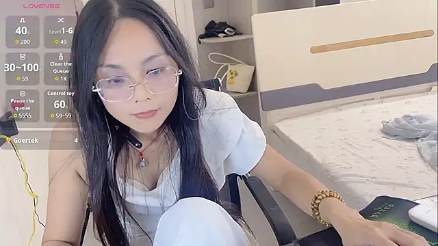 yishan-22 online show from July 14, 10:21 am