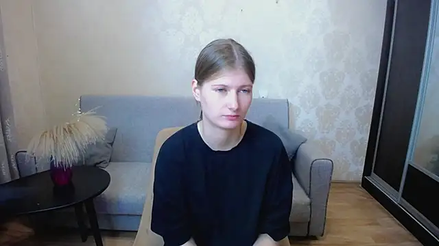 Snapshot of ummu_lumi chatting on July 15, 4:40 am ummu lumi online show from July 15, 4:40 am