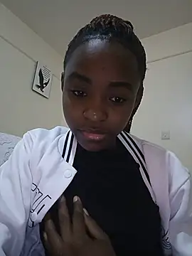 Snapshot of kemmy_sweet chatting on July 14, 6:51 am kemmy sweet online show from July 14, 6:51 am