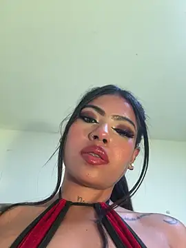 KharolSaiz  online show from July 18, 7:23 am