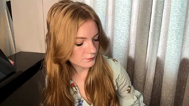 Snapshot of MargariteGibes chatting on July 20, 12:47 am MargariteGibes online show from July 20, 12:47 am
