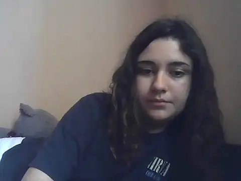 laylaabadeer online show from July 17, 7:04 am