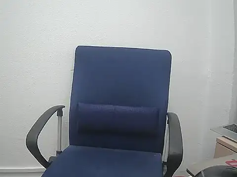 Snapshot of gabriel9_ chatting on June 5, 8:09 am gabriel9 online show from June 5, 8:09 am