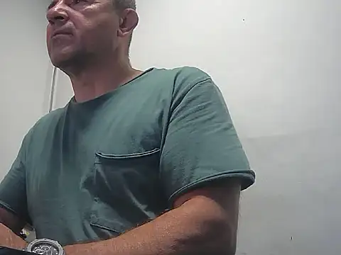 Snapshot of gabriel9_ chatting on July 31, 10:58 am gabriel9 online show from July 31, 10:58 am