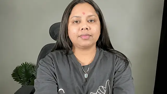 Snapshot of Aliya_datt chatting on July 17, 8:35 pm Aliya datt online show from July 17, 8:35 pm