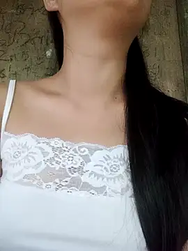 Snapshot of -Clala- chatting on July 18, 11:52 pm -Clala- online show from July 18, 11:52 pm