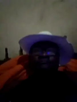 Snapshot of mineirinho45 chatting on July 22, 9:28 pm mineirinho45 online show from July 22, 9:28 pm