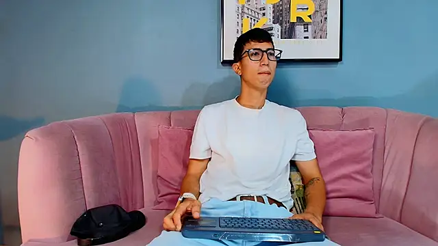 Keny Romero online show from July 22, 3:37 pm