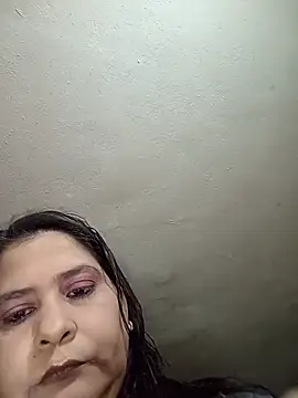 Cynthia186 online show from August 6, 10:50 am