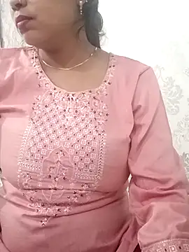 Snapshot of charu_cam chatting on July 21, 2:58 am charu cam online show from July 21, 2:58 am