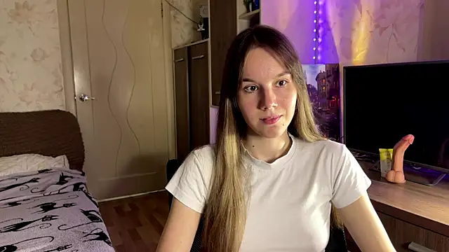 Rina Right online show from August 5, 10:33 pm
