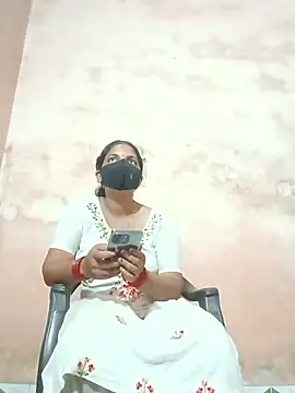 Priyanka hot88 online show from July 23, 6:28 pm
