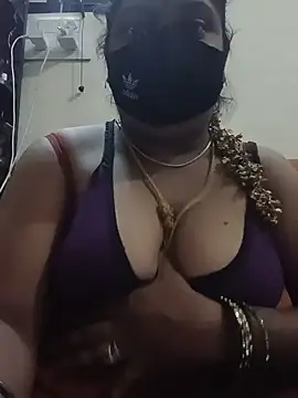 Snapshot of IndianTamil7861 chatting on July 26, 2:24 pm IndianTamil7861 online show from July 26, 2:24 pm