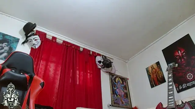 Amanda Valeska online show from June 24, 5:45 pm