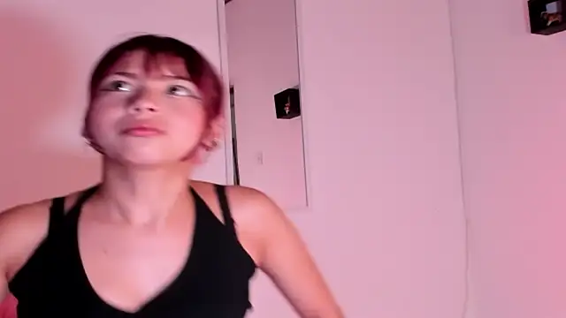 Snapshot of NezukoChan_19 chatting on July 23, 1:20 pm NezukoChan 19 online show from July 23, 1:20 pm