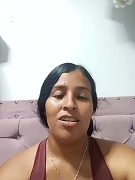 Snapshot of Hurtad_12 chatting on July 31, 1:05 am Hurtad 12 online show from July 31, 1:05 am