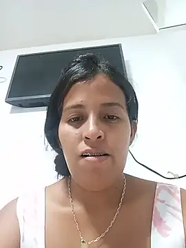Snapshot of Hurtad_12 chatting on July 31, 1:10 pm Hurtad 12 online show from July 31, 1:10 pm