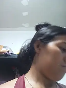 Snapshot of Hurtad_12 chatting on August 1, 1:27 am Hurtad 12 online show from August 1, 1:27 am