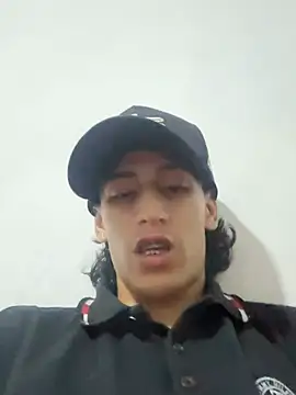 Snapshot of sebxstiancito chatting on August 3, 12:42 am sebxstiancito online show from August 3, 12:42 am