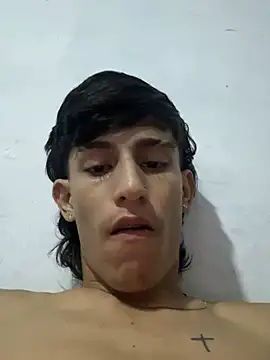 Snapshot of sebxstiancito chatting on August 3, 4:11 pm sebxstiancito online show from August 3, 4:11 pm