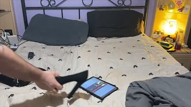 Snapshot of Subslitbbw chatting on April 14, 11:00 pm Subslitbbw online show from April 14, 11:00 pm