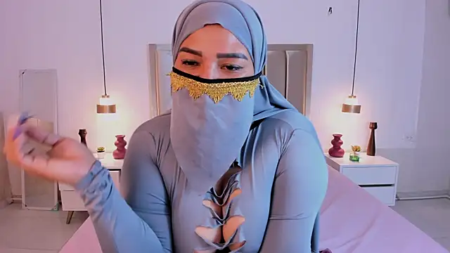 amira farahh online show from July 25, 11:24 pm