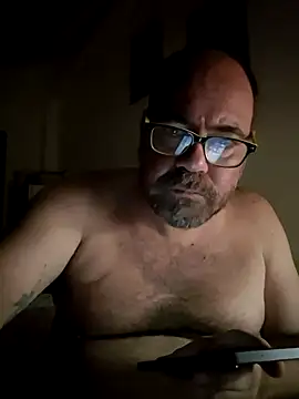 Snapshot of accipicchio chatting on August 6, 2:24 am accipicchio online show from August 6, 2:24 am