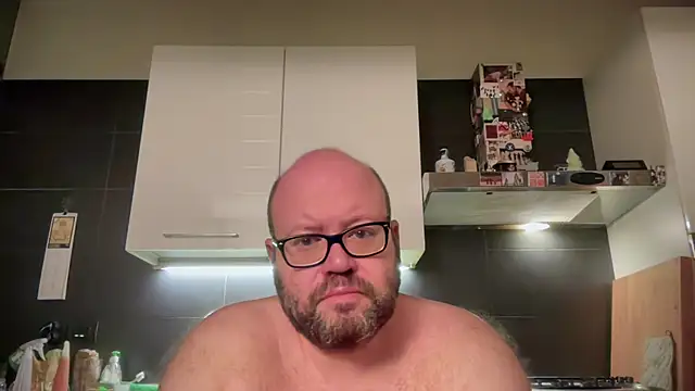 theitalianbear online show from June 18, 11:53 pm