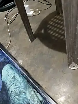 Snapshot of asianHOTdrew chatting on December 22, 3:22 am asianHOTdrew online show from December 22, 3:22 am