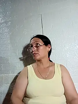Snapshot of Play-fun chatting on July 27, 10:55 am Play-fun online show from July 27, 10:55 am