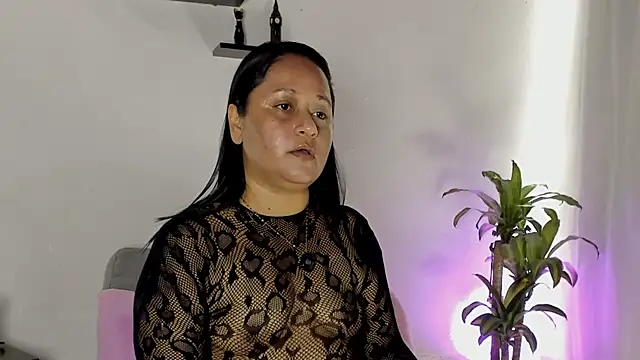 MicahelaHot69 online show from August 3, 12:09 am