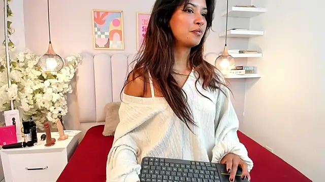 alessia  noir  online show from July 27, 9:22 pm