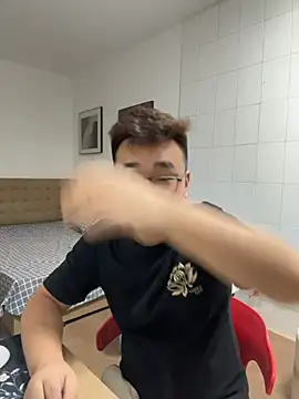 baozi-168 online show from August 9, 1:49 pm