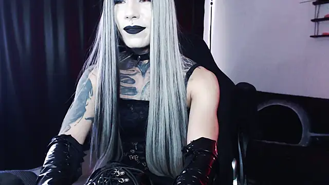 april simons2 online show from February 19, 9:11 pm