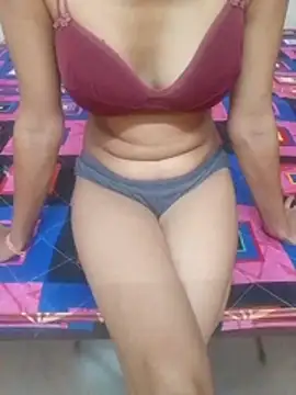 Snapshot of Its_Miss_Malika chatting on July 31, 4:23 am Its Miss Malika online show from July 31, 4:23 am